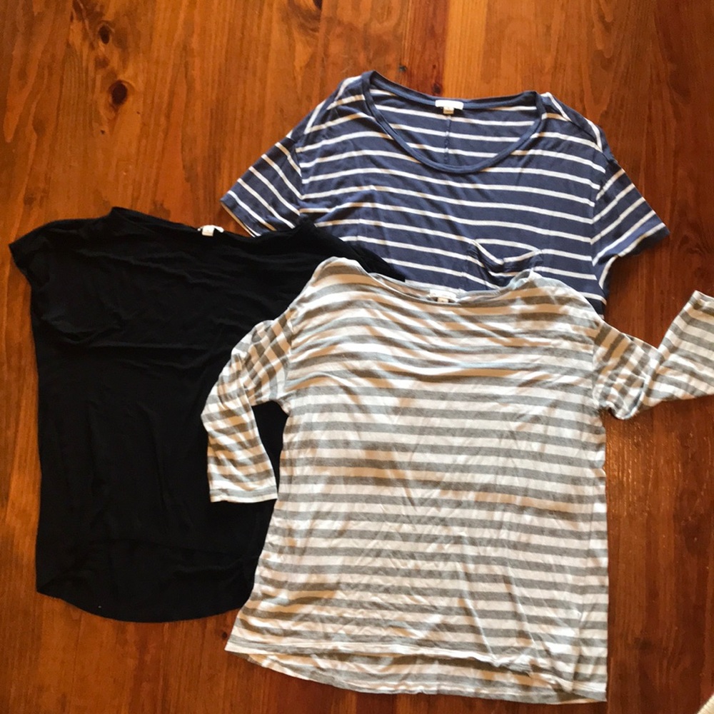 GAP bundle, Women’s medium tops
